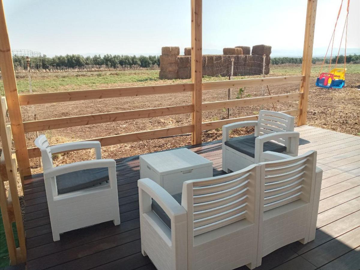 אצל דוד בכפר Apartment Kfar Gidon Bagian luar foto